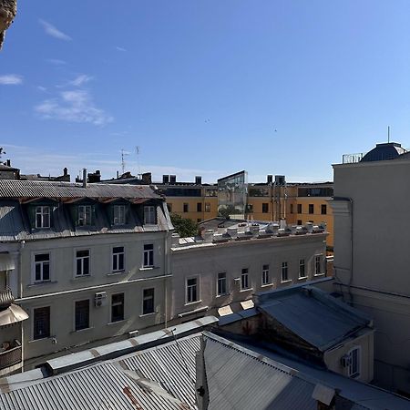 White Door Apartments Mansard Heart Of Odessa 2 Eksteriør billede